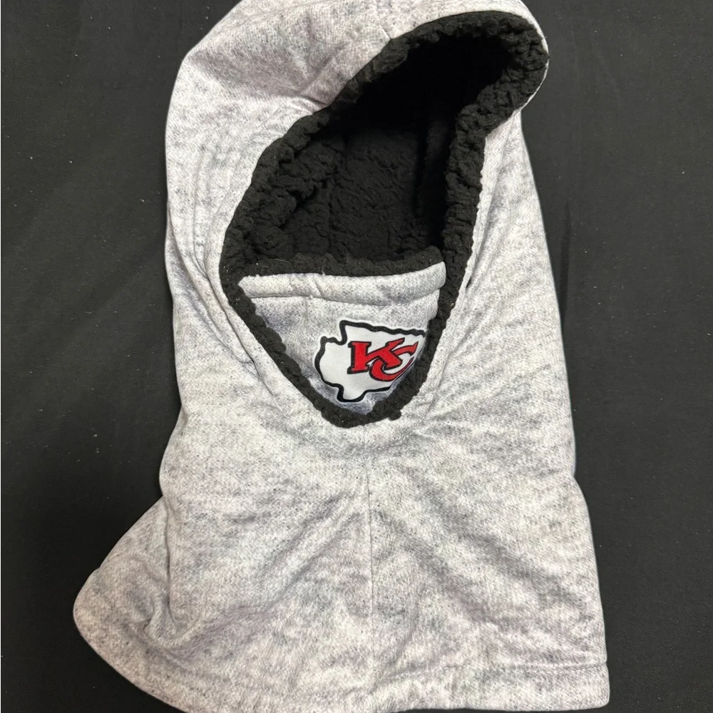Kansas City Chiefs Gray Men’s OSFA Face Mask with Logo